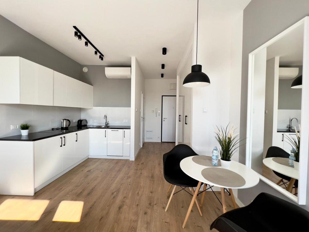 K22 Slawinska 503 Sun-City Apart Варшава Экстерьер фото